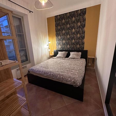 Villarey Home - Central Apartment In マントン エクステリア 写真